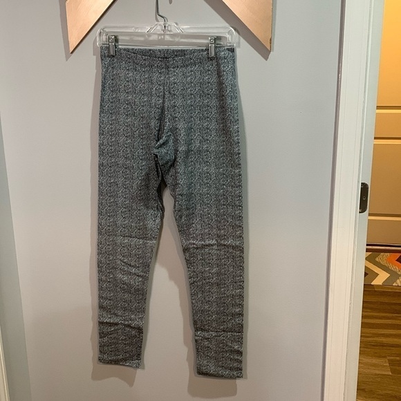 Ana black and white herringbone Leggings size medium - Picture 1 of 4